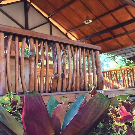 Raffles Inn Labuan Bajo Bagian luar foto