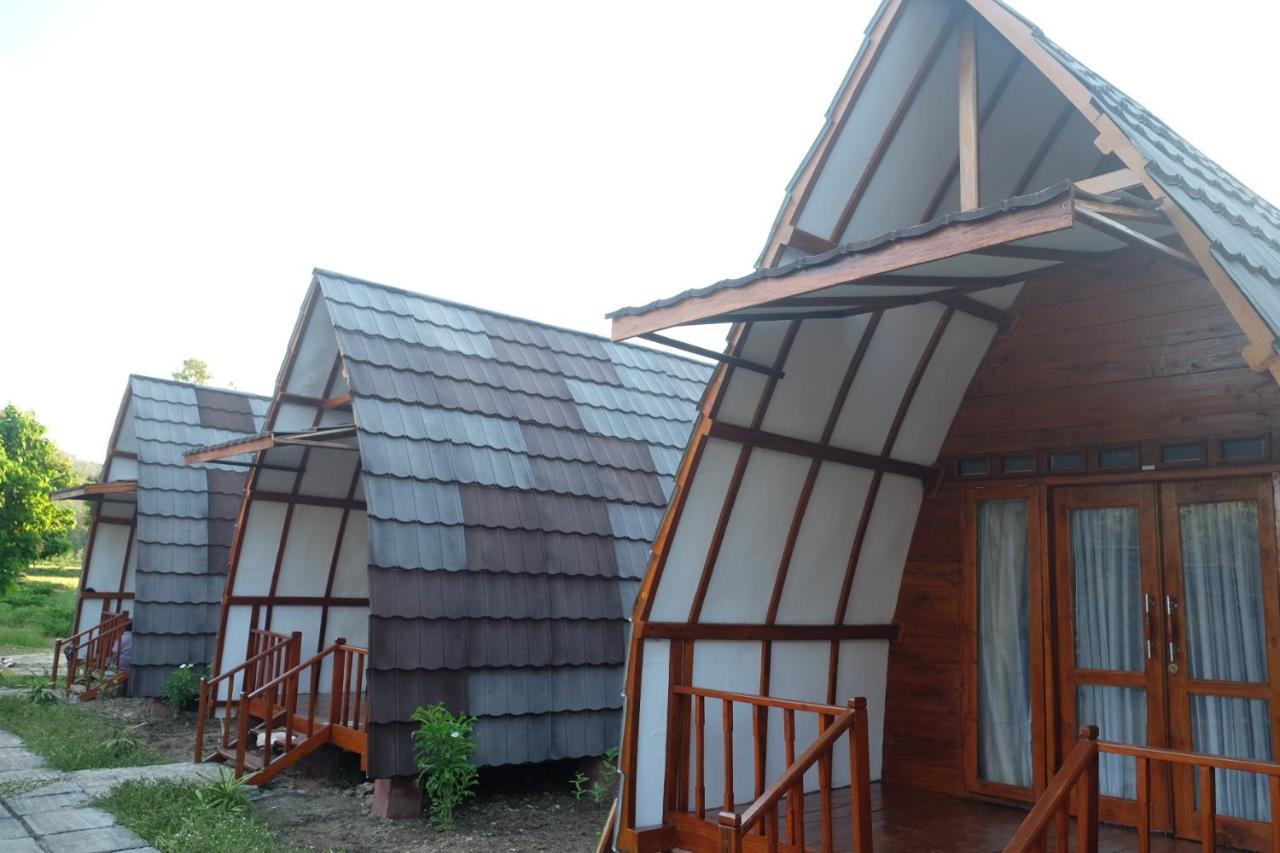 Raffles Inn Labuan Bajo Bagian luar foto
