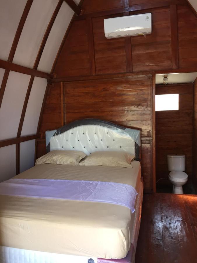 Raffles Inn Labuan Bajo Bagian luar foto