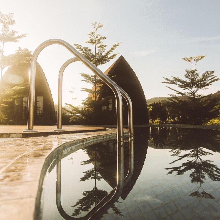 Raffles Inn Labuan Bajo Bagian luar foto